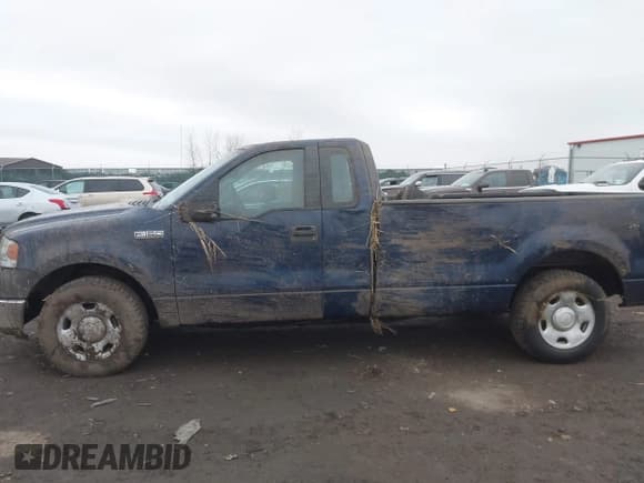 ✅ 2008 Ford F-150 XL • VIN: 1FTRF12248KC03421 • Lot: 43769515. Wystawiony na IAAI z przebiegiem 153 978 mil. Bezpłatny archiwum sprzedaży aukcyjnych z USA i szczegółowy raport historii pojazdu na DreamBid. Zdjęcie 6.