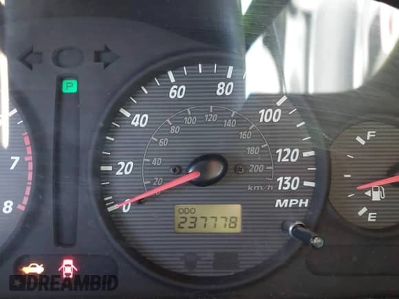 2004 Hyundai Santa Fe GLS z VIN KM8SC73DX4U624809, wystawiony jako IAAI lot #40739378 z przebiegiem 237 778 mil mil oraz . Historia ofert i sprzedaży dostępna na DreamBid. Obrazek 15.