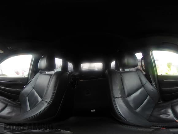 ✅ 2019 Jeep Grand Cherokee Limited • VIN: 1C4RJFBG5KC529382 • Lot: 43773328. Wystawiony na IAAI z przebiegiem 136 895 mil. Bezpłatny archiwum sprzedaży aukcyjnych z USA i szczegółowy raport historii pojazdu na DreamBid. Zdjęcie 19.