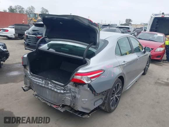 2020 Toyota Camry Hybrid SE с VIN 4T1G31AK2LU536811, выставлен на аукционе IAAI как лот 42558739 с пробегом 44 849 миль миль и . История ставок и продаж доступна на DreamBid. Изображение 4.