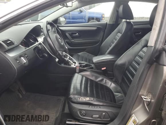 ✅ 2009 Volkswagen CC 4Motion • VIN: WVWGU73C19E526431 • Лот: 69520435. Опубликован ранее на Copart с пробегом 175 939 миль. Бесплатный доступ к архиву аукционных продаж из США и подробный отчёт об истории автомобиля на DreamBid. Изображение 7.