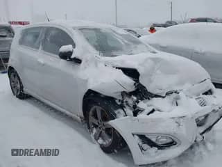 2013 Chevrolet Sonic RS z VIN 1G1JG6SB8D4178652, wystawiony jako IAAI lot #41279241 z przebiegiem 116 879 mil mil oraz . Historia ofert i sprzedaży dostępna na DreamBid. Obrazek 1.