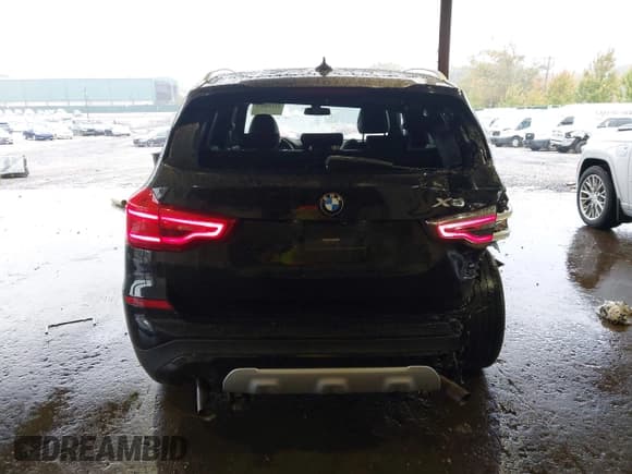 ✅ 2018 BMW X3 xDrive30i • VIN: 5UXTR9C52JLD60239 • Lot: 43426062. Listed on IAAI with 90,646 mi. Free auction sales archive from the USA and detailed vehicle history report at DreamBid. Image 16.