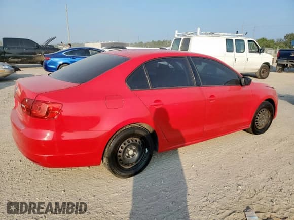 ✅ 2014 Volkswagen Jetta S • VIN: 3VW2K7AJ8EM313057 • Lot: 81001625. Wystawiony na Copart z przebiegiem 146 775 mil. Bezpłatny archiwum sprzedaży aukcyjnych z USA i szczegółowy raport historii pojazdu na DreamBid. Zdjęcie 3.