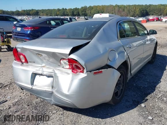 ✅ 2009 Chevrolet Malibu 1LT • VIN: 1G1ZH57B89F129482 • Lot: 43464716. Listed on IAAI with 214,485 mi. Free auction sales archive from the USA and detailed vehicle history report at DreamBid. Image 4.