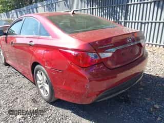 2014 Hyundai Sonata GLS with VIN 5NPEB4AC4EH869873, listed as a IAAI auction lot 43382218 with 132,545 mi miles and . Bid and sale history available at DreamBid. Image 3.