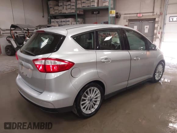 ✅ 2016 Ford C-Max SEL • VIN: 1FADP5CU1GL112572 • Lot: 43456672. Wystawiony na IAAI z przebiegiem 94 790 mil. Bezpłatny archiwum sprzedaży aukcyjnych z USA i szczegółowy raport historii pojazdu na DreamBid. Zdjęcie 4.