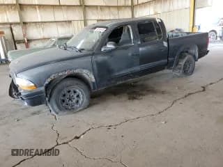 ✅ 2003 Dodge Dakota Sport • VIN: 1D7HL38N03S136851 • Lot: 90134145. Wystawiony na Copart z przebiegiem Nie podano. Bezpłatny archiwum sprzedaży aukcyjnych z USA i szczegółowy raport historii pojazdu na DreamBid. Zdjęcie 1.