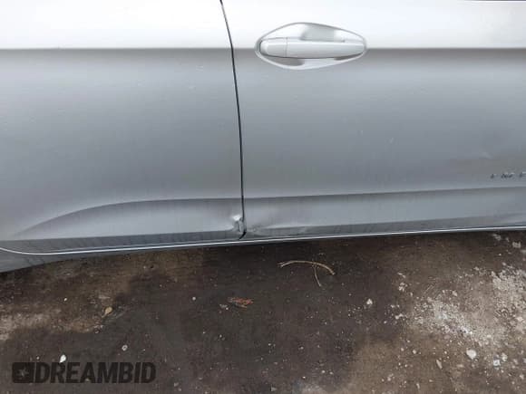 ✅ 2016 Chevrolet Impala LT • VIN: 2G1115S34G9128935 • Лот: 43042929. Опубликован ранее на IAAI с пробегом 122 482 миль. Бесплатный доступ к архиву аукционных продаж из США и подробный отчёт об истории автомобиля на DreamBid. Изображение 18.