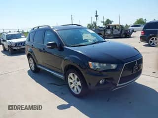 2011 Mitsubishi Outlander SE with VIN JA4AS3AW2BU017889, listed as a IAAI auction lot 43135126 with 167,446 mi miles and . Bid and sale history available at DreamBid. Image 1.