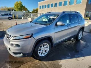 ✅ 2016 Jeep Cherokee Latitude • VIN: 1C4PJLCBXGW297649 • Lot: 86712135. Wystawiony na Copart z przebiegiem 100 586 mil. Bezpłatny archiwum sprzedaży aukcyjnych z USA i szczegółowy raport historii pojazdu na DreamBid. Zdjęcie 1.