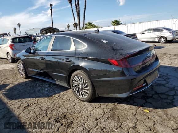 ✅ 2020 Hyundai Sonata Ultimate • VIN: KMHL34JJ1LA010601 • Лот: 81742104. Размещён на Copart с пробегом 69 925 миль миль. Получите бесплатный доступ к архиву аукционных продаж из США и посмотрите подробный отчёт об истории автомобиля на DreamBid. Изображение 2.