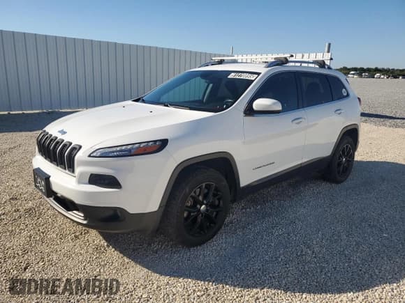 ✅ 2017 Jeep Cherokee Latitude • VIN: 1C4PJMCB7HD215864 • Lot: 91270895. Wystawiony na Copart z przebiegiem 125 393 mil. Bezpłatny archiwum sprzedaży aukcyjnych z USA i szczegółowy raport historii pojazdu na DreamBid. Zdjęcie 1.