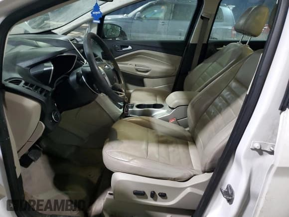 ✅ 2016 Ford C-Max SEL • VIN: 1FADP5BU9GL111025 • Lot: 45337145. Wystawiony na Copart z przebiegiem 185 389 mil. Bezpłatny archiwum sprzedaży aukcyjnych z USA i szczegółowy raport historii pojazdu na DreamBid. Zdjęcie 7.