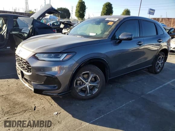 ✅ 2024 Honda HR-V EX-L • VIN: 3CZRZ2H71RM734046 • Lot: 90946765. Wystawiony na Copart z przebiegiem 28 901 mil. Bezpłatny archiwum sprzedaży aukcyjnych z USA i szczegółowy raport historii pojazdu na DreamBid. Zdjęcie 1.