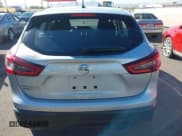 ✅ 2021 Nissan Rogue S • VIN: JN1BJ1AVXMW301922 • Lot: 43490224. Wystawiony na IAAI z przebiegiem 135 487 mil. Bezpłatny archiwum sprzedaży aukcyjnych z USA i szczegółowy raport historii pojazdu na DreamBid. Zdjęcie 16.