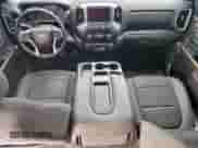 2021 Chevrolet Silverado 1500 LT z VIN 3GCUYDEDXMG167805, wystawiony jako Copart lot #63334775 z przebiegiem Nie podano mil oraz Czysty tytuł • Clean title. Historia ofert i sprzedaży dostępna na DreamBid. Obrazek 8.