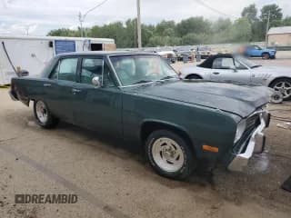 ✅ 1976 Plymouth Valiant • VIN: VL41C6F132520 • Lot: 63045165. Wystawiony na Copart z przebiegiem 63 541 mil. Bezpłatny archiwum sprzedaży aukcyjnych z USA i szczegółowy raport historii pojazdu na DreamBid. Zdjęcie 4.