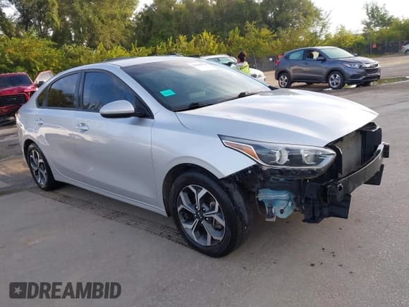 ✅ 2020 Kia Forte LXS • VIN: 3KPF24ADXLE215524 • Лот: 43098378. Опубликован ранее на IAAI с пробегом 125 509 миль. Бесплатный доступ к архиву аукционных продаж из США и подробный отчёт об истории автомобиля на DreamBid. Изображение 1.