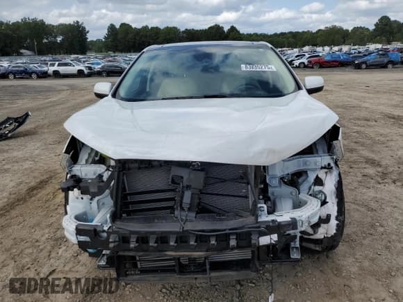 ✅ 2022 Ford Edge SEL • VIN: 2FMPK4J95NBA95413 • Lot: 83835275. Wystawiony na Copart z przebiegiem 9 592 mil. Bezpłatny archiwum sprzedaży aukcyjnych z USA i szczegółowy raport historii pojazdu na DreamBid. Zdjęcie 5.