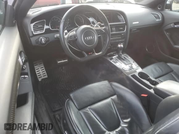 ✅ 2015 Audi RS 5 • VIN: WUAC6AFR4FA901689 • Lot: 86622314. Listed on Copart with 74,932 mi. Free auction sales archive from the USA and detailed vehicle history report at DreamBid. Image 8.