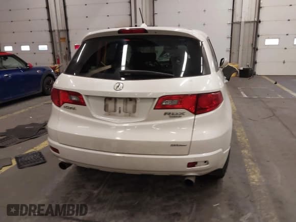 ✅ 2009 Acura RDX Technology • VIN: 5J8TB18569A802199 • Lot: 43608709. Listed on IAAI with 211,647 mi. Free auction sales archive from the USA and detailed vehicle history report at DreamBid. Image 16.