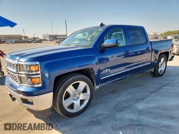 ✅ 2015 Chevrolet Silverado 1500 LT • VIN: 3GCPCREC7FG289623 • Lot: 82438895. Listed on Copart with 203,922 mi. Free auction sales archive from the USA and detailed vehicle history report at DreamBid. Image 1.