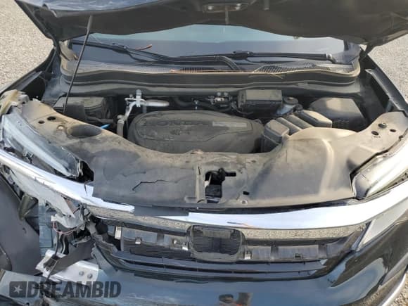 ✅ 2019 Honda Pilot Touring 8-Passenger • VIN: 5FNYF5H98KB009082 • Lot: 90970325. Listed on Copart with 44,670 mi. Free auction sales archive from the USA and detailed vehicle history report at DreamBid. Image 12.