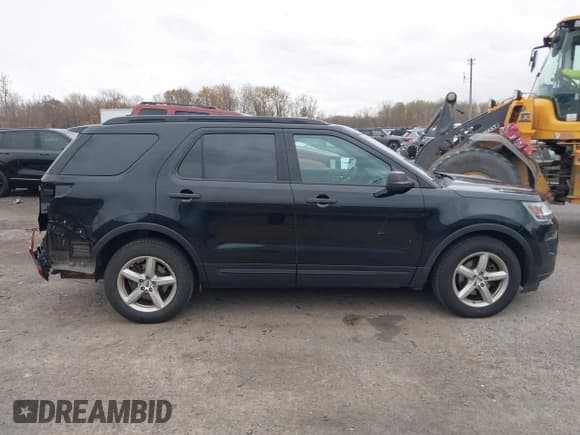 ✅ 2018 Ford Explorer • VIN: 1FM5K7B87JGA58851 • Lot: 43607379. Wystawiony na IAAI z przebiegiem 124 104 mil. Bezpłatny archiwum sprzedaży aukcyjnych z USA i szczegółowy raport historii pojazdu na DreamBid. Zdjęcie 13.