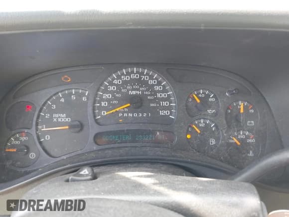 ✅ 2006 Chevrolet Silverado 2500HD LT2 • VIN: 1GCHK29UX6E262621 • Lot: 42322189. Wystawiony na IAAI z przebiegiem 233 221 mil. Bezpłatny archiwum sprzedaży aukcyjnych z USA i szczegółowy raport historii pojazdu na DreamBid. Zdjęcie 7.