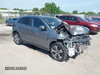 ✅ 2020 Mitsubishi Outlander ES • VIN: JA4AR3AU8LU018105 • Lot: 41919219. Listed on IAAI with 84,057 mi. Free auction sales archive from the USA and detailed vehicle history report at DreamBid. Image 1.