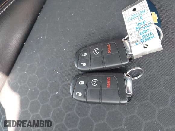 ✅ 2019 Jeep Compass Latitude • VIN: 3C4NJDBB8KT813004 • Лот: 42930850. Опубликован ранее на IAAI с пробегом 75 288 миль. Бесплатный доступ к архиву аукционных продаж из США и подробный отчёт об истории автомобиля на DreamBid. Изображение 11.