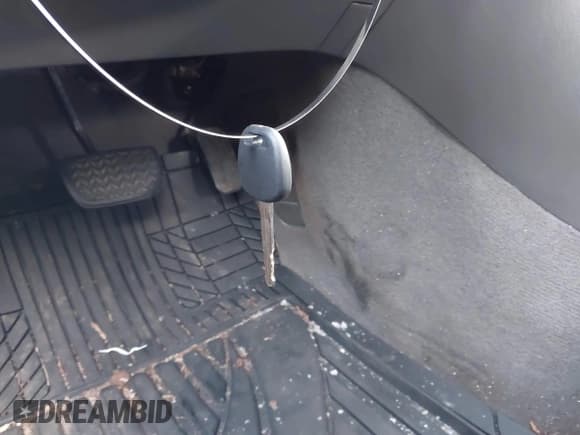 ✅ 2004 Toyota Solara SE • VIN: 4T1FA38P04U030295 • Lot: 42784750. Wystawiony na IAAI z przebiegiem 333 205 mil. Bezpłatny archiwum sprzedaży aukcyjnych z USA i szczegółowy raport historii pojazdu na DreamBid. Zdjęcie 11.