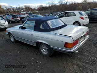 ✅ 1975 Mercedes-Benz 280 • VIN: 10704212000280 • Лот: 79363254. Опубликован ранее на Copart с пробегом 6 565 миль. Бесплатный доступ к архиву аукционных продаж из США и подробный отчёт об истории автомобиля на DreamBid. Изображение 2.