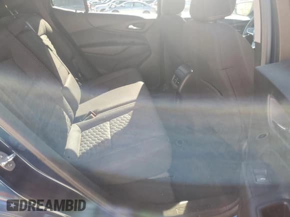 ✅ 2020 Chevrolet Equinox LT • VIN: 2GNAXUEV3L6115433 • Лот: 85873495. Опубликован ранее на Copart с пробегом 89 038 миль. Бесплатный доступ к архиву аукционных продаж из США и подробный отчёт об истории автомобиля на DreamBid. Изображение 11.