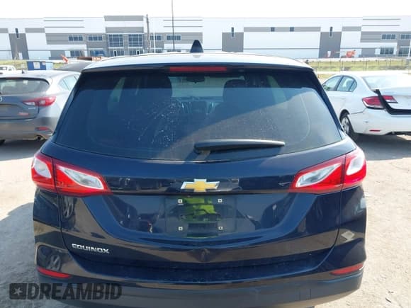 ✅ 2020 Chevrolet Equinox LS • VIN: 3GNAXHEV7LS606614 • Lot: 43269986. Wystawiony na IAAI z przebiegiem 112 138 mil. Bezpłatny archiwum sprzedaży aukcyjnych z USA i szczegółowy raport historii pojazdu na DreamBid. Zdjęcie 16.