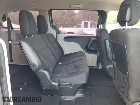 ✅ 2019 Dodge Grand Caravan SE Plus • VIN: 2C4RDGBG8KR745702 • Lot: 80175955. Wystawiony na Copart z przebiegiem 215 819 mil. Bezpłatny archiwum sprzedaży aukcyjnych z USA i szczegółowy raport historii pojazdu na DreamBid. Zdjęcie 11.