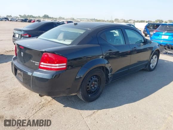 ✅ 2010 Dodge Avenger SXT • VIN: 1B3CC4FB8AN200733 • Lot: 43329062. Listed on IAAI with 151,484 mi. Free auction sales archive from the USA and detailed vehicle history report at DreamBid. Image 4.