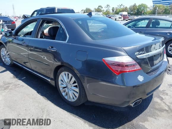 ✅ 2011 Acura RL Technology • VIN: JH4KB2F63BC000262 • Lot: 42620749. Listed on IAAI with 96,801 mi. Free auction sales archive from the USA and detailed vehicle history report at DreamBid. Image 3.