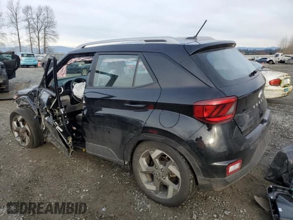 ✅ 2023 Hyundai Venue SEL • VIN: KMHRC8A31PU262355 • Lot: 42440375. Listed on Copart with 32,487 mi. Free auction sales archive from the USA and detailed vehicle history report at DreamBid. Image 2.