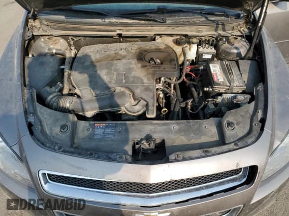 ✅ 2010 Chevrolet Malibu 1LT • VIN: 1G1ZC5EB3AF286634 • Lot: 70680604. Listed on Copart with 177,533 mi. Free auction sales archive from the USA and detailed vehicle history report at DreamBid. Image 11.