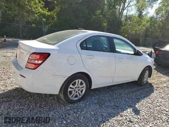 2020 Chevrolet Sonic LS с VIN 1G1JB5SB2L4132029, выставлен на аукционе Copart как лот 64029135 с пробегом 49 250 миль миль и Списание • Salvage title. История ставок и продаж доступна на DreamBid. Изображение 3.