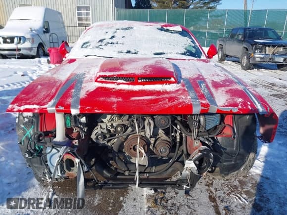 ✅ 2010 Dodge Challenger R/T Classic • VIN: 2B3CJ5DT7AH103121 • Lot: 41298456. Wystawiony na IAAI z przebiegiem 147 685 mil. Bezpłatny archiwum sprzedaży aukcyjnych z USA i szczegółowy raport historii pojazdu na DreamBid. Zdjęcie 13.