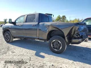 ✅ 2025 Ram 2500 Laramie • VIN: 3C63R5FL4SG553144 • Lot: 81082475. Wystawiony na Copart z przebiegiem 11 mil. Bezpłatny archiwum sprzedaży aukcyjnych z USA i szczegółowy raport historii pojazdu na DreamBid. Zdjęcie 2.