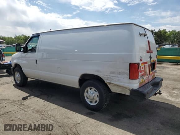 ✅ 2014 Ford Econoline Cargo Commercial • VIN: 1FTNE2EW3EDA33705 • Lot: 60919935. Listed on Copart with 174,371 mi. Free auction sales archive from the USA and detailed vehicle history report at DreamBid. Image 2.