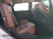 ✅ 2015 Hyundai Santa Fe Limited • VIN: KM8SRDHF8FU106272 • Лот: 56528235. Опубликован ранее на Copart с пробегом 151 118 миль. Бесплатный доступ к архиву аукционных продаж из США и подробный отчёт об истории автомобиля на DreamBid. Изображение 11.