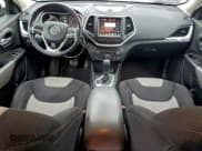 ✅ 2014 Jeep Cherokee Latitude • VIN: 1C4PJLCS0EW115566 • Lot: 95394825. Wystawiony na Copart z przebiegiem 144 118 mil. Bezpłatny archiwum sprzedaży aukcyjnych z USA i szczegółowy raport historii pojazdu na DreamBid. Zdjęcie 8.