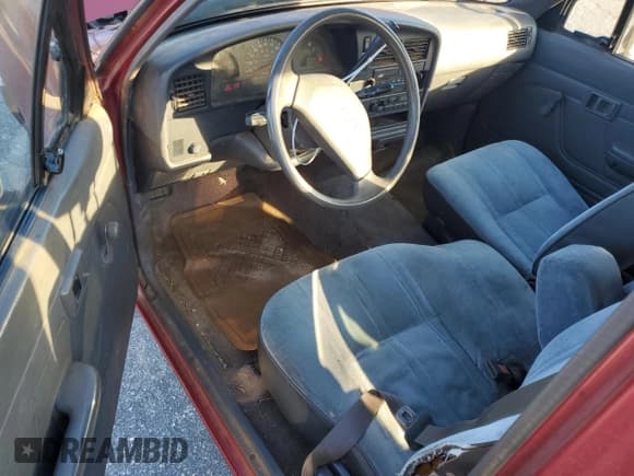 ✅ 1994 Toyota Pickup DX • VIN: JT4RN93P2R5094405 • Lot: 87958845. Wystawiony na Copart z przebiegiem 245 227 mil. Bezpłatny archiwum sprzedaży aukcyjnych z USA i szczegółowy raport historii pojazdu na DreamBid. Zdjęcie 8.