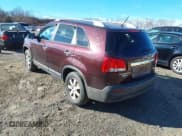 ✅ 2011 Kia Sorento LX • VIN: 5XYKTCA10BG175984 • Lot: 43884446. Listed on IAAI with 214,495 mi. Free auction sales archive from the USA and detailed vehicle history report at DreamBid. Image 3.