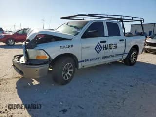 ✅ 2010 Dodge 1500 ST • VIN: 1D7RB1CP8AS228534 • Lot: 57673015. Wystawiony na Copart z przebiegiem 237 944 mil. Bezpłatny archiwum sprzedaży aukcyjnych z USA i szczegółowy raport historii pojazdu na DreamBid. Zdjęcie 1.